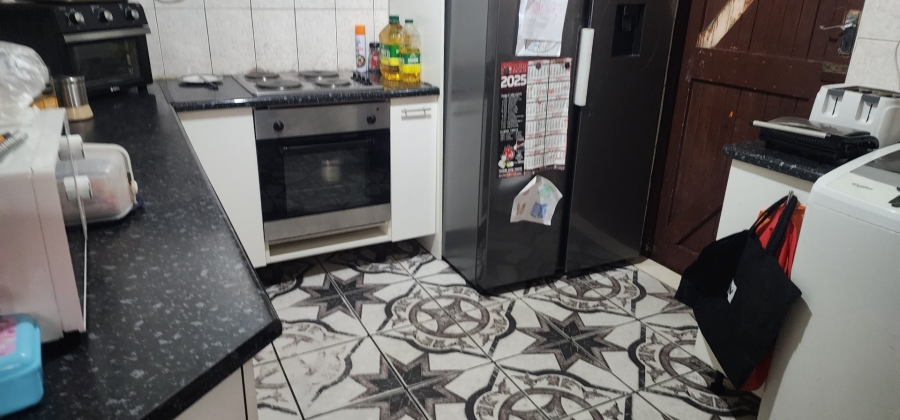 4 Bedroom Property for Sale in Avonwood Western Cape